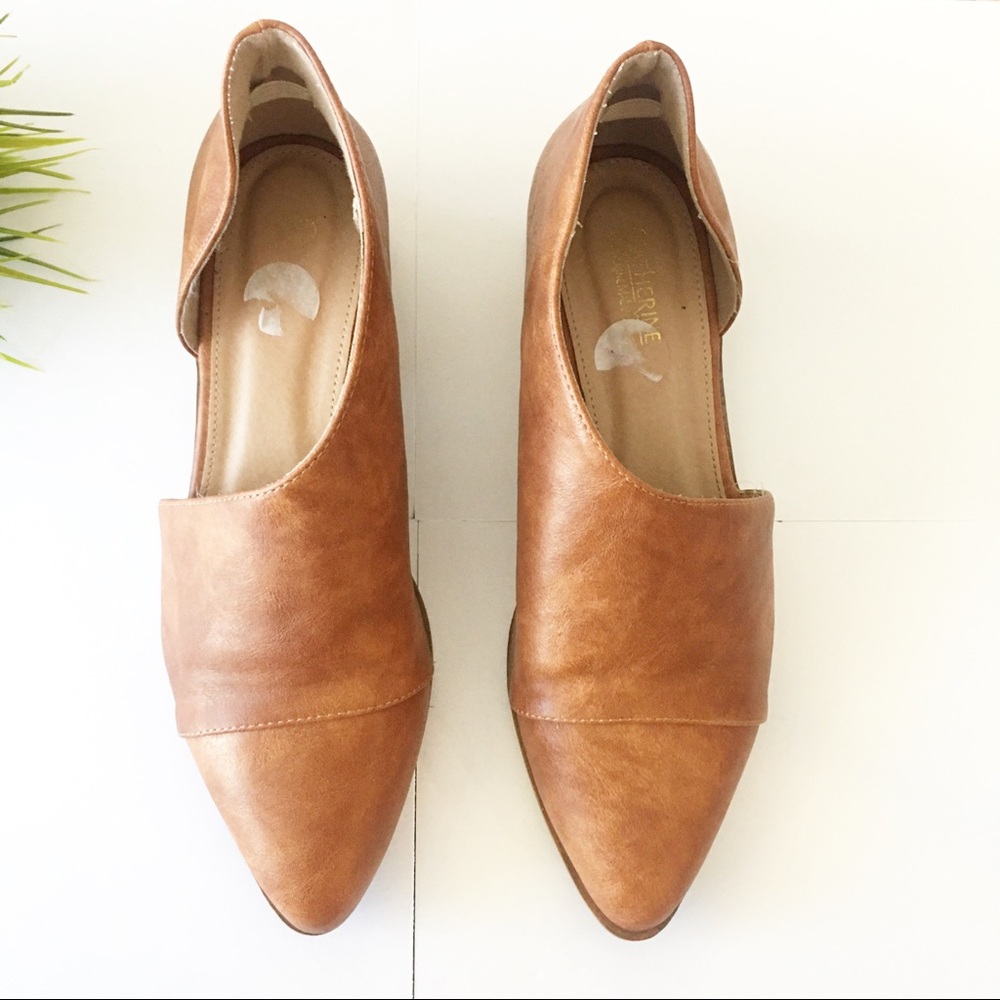 Catherine Malandrino Zean D’Orsay tan flats 8.5